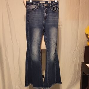 KANCAN  Mid-rise Super Flare Kurvy Size 26 Women's Jeans